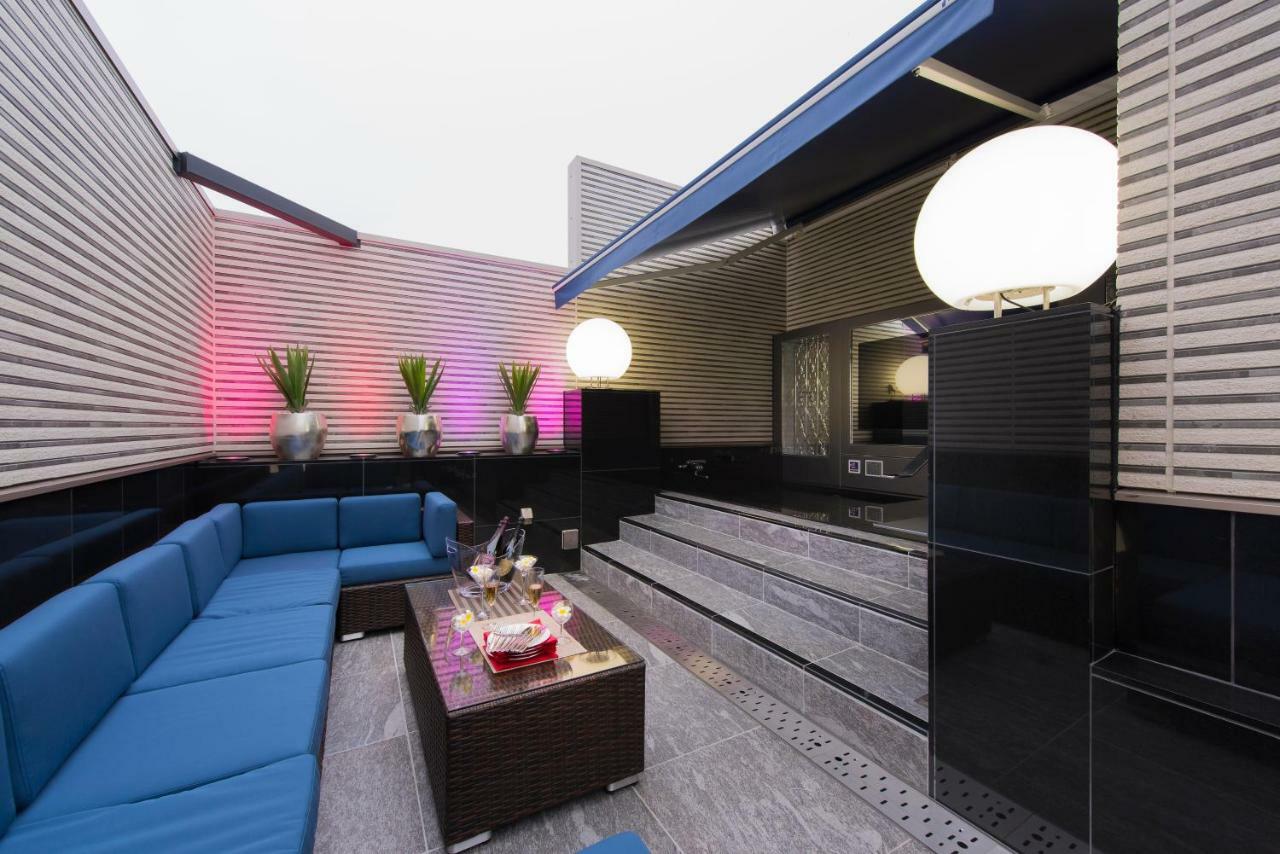 Hotel W-Party-W Group Hotels And Resorts- Καβαγκούτσι Εξωτερικό φωτογραφία