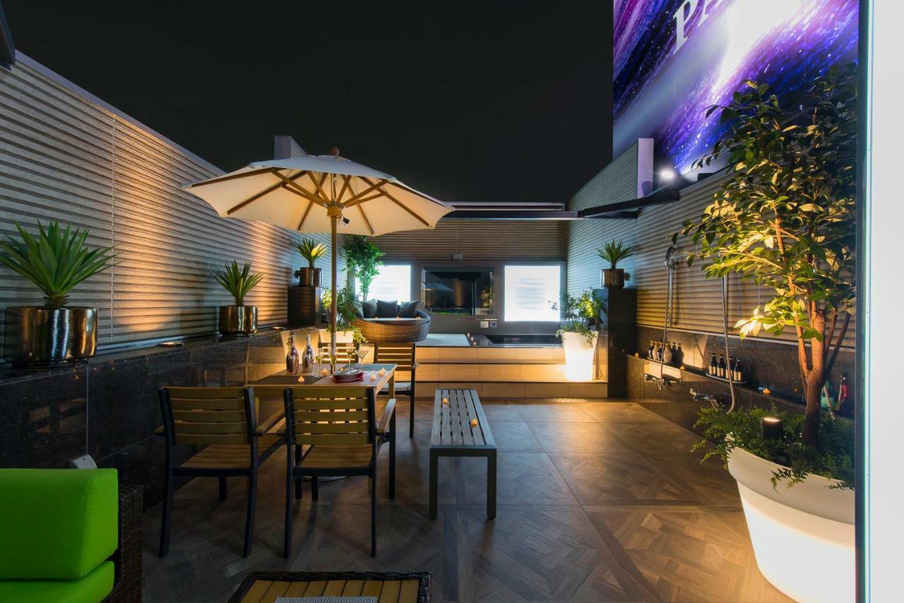 Hotel W-Party-W Group Hotels And Resorts- Καβαγκούτσι Εξωτερικό φωτογραφία