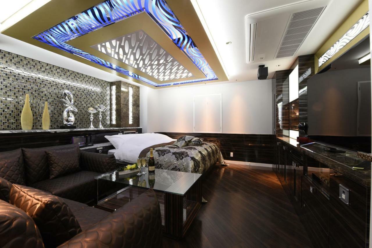 Hotel W-Party-W Group Hotels And Resorts- Καβαγκούτσι Εξωτερικό φωτογραφία