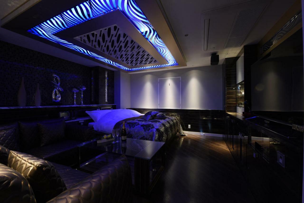 Hotel W-Party-W Group Hotels And Resorts- Καβαγκούτσι Εξωτερικό φωτογραφία