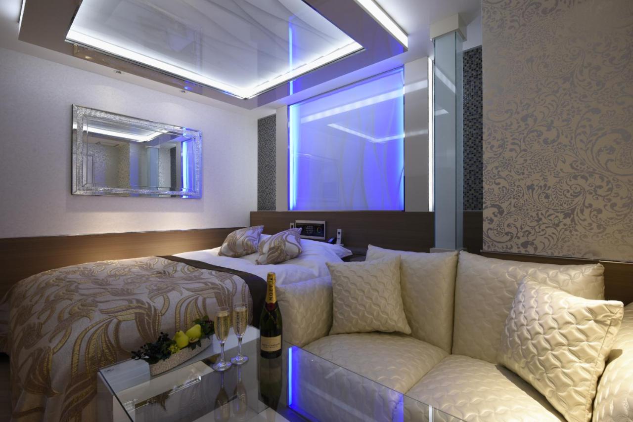 Hotel W-Party-W Group Hotels And Resorts- Καβαγκούτσι Εξωτερικό φωτογραφία